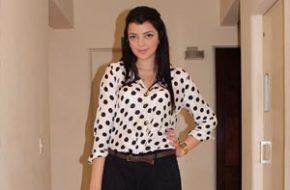 Look do dia: Camisa de bolinhas