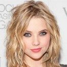 Batalha: Ashley Benson