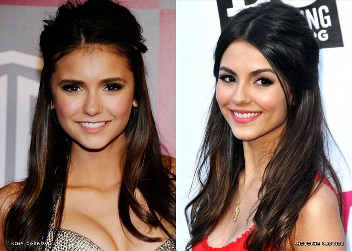 Parece mas não é: Nina Dobrev e Victoria Justice.