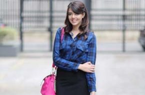 Look do dia: Camisa xadrez com saia lápis