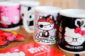 Compras da Hello Kitty – Chocolates, canecas e acessórios para gatos