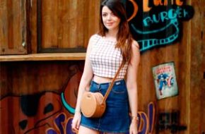 Look do dia: Saia jeans com botões na frente