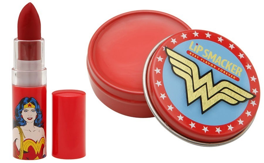 wonder-woman-walgreens-004