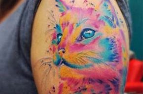 As tatuagens em aquarela de Tavares