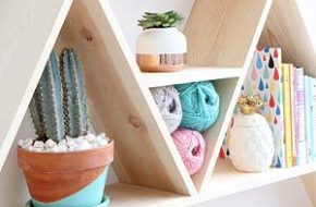 Decoração: Triangle shelf