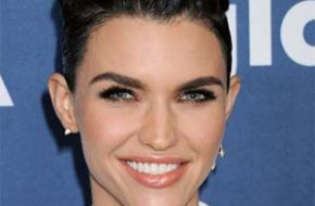 Estilo: Ruby Rose