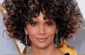 Batalha: Halle Berry