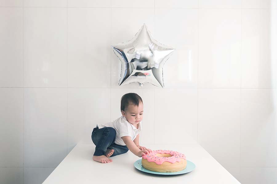 Bolos decorados - Bolo carros de pasta americana para os 2 anos do